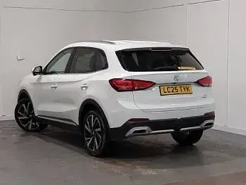 Used MG ZS Trophy 196 HP (144 kW) 2025 White SUV