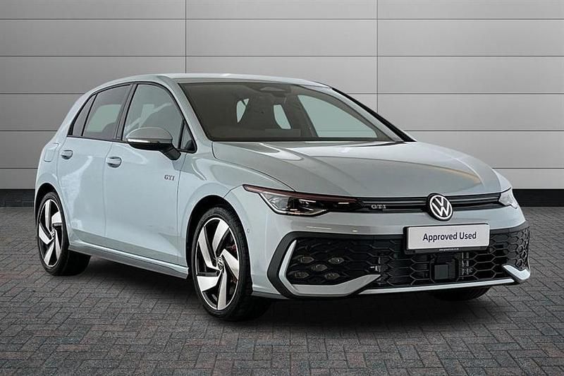 Used VW Golf VIII GTI 265 HP (194 kW) 2025 Urano grey Hatchback