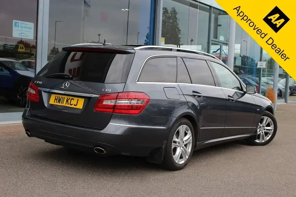 Used Mercedes E350 Avantgarde 265 HP (194 kW) 2011 Grey Estate
