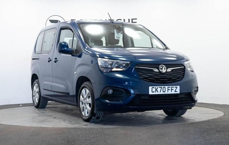 Blue Used 2020 Vauxhall Combo S MPV | £10,740 (Fair price) - Image 1/4