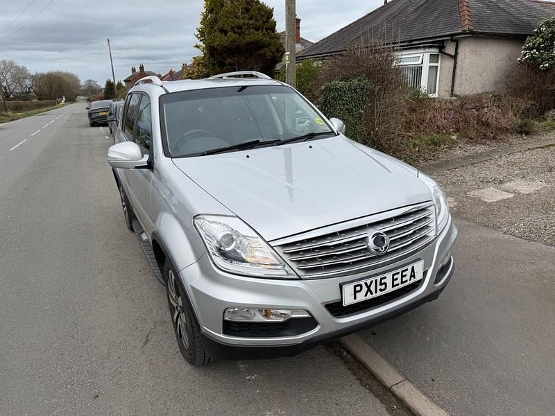 Used Ssangyong (KGM) Rexton 2015 Silver SUV
