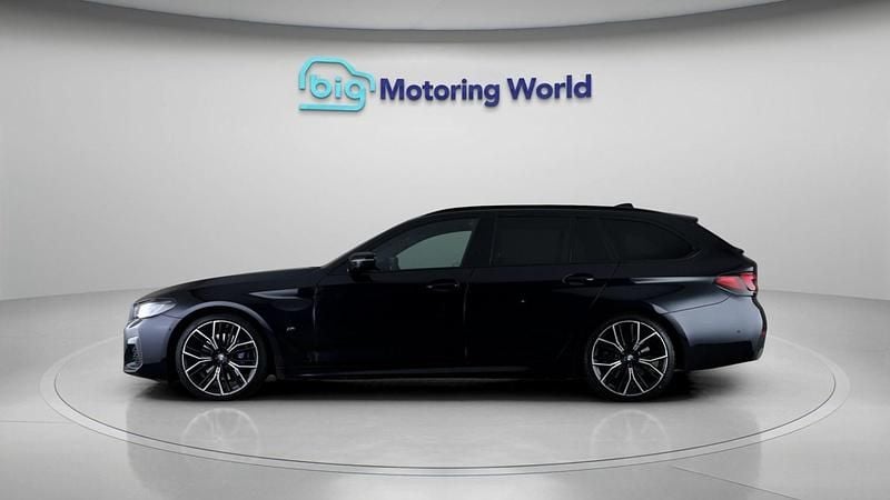 Used BMW 520 M Sport 190 HP (139 kW) 2022 Black Estate