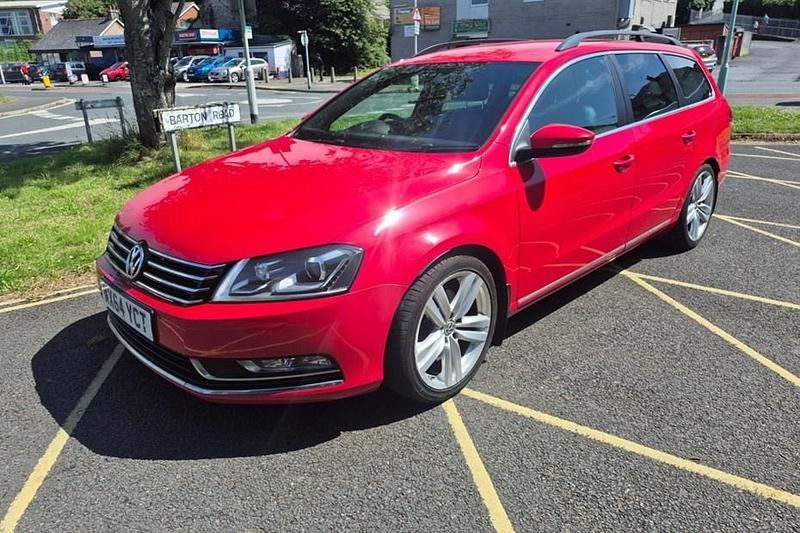 Red Used 2014 VW Passat Executive Estate | £5,295 (Fair price) - Image 1/1