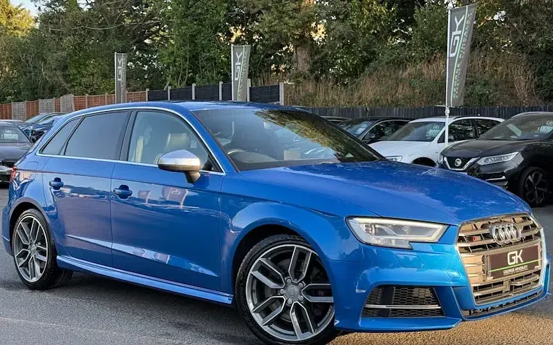 Used Audi S3 Sportback Advanced 310 HP (228 kW) 2018 Hatchback