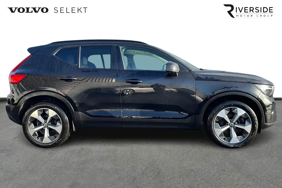 Usado Volvo XC40 Ultimate 197 HP (144 kW) 2022 Preto SUV