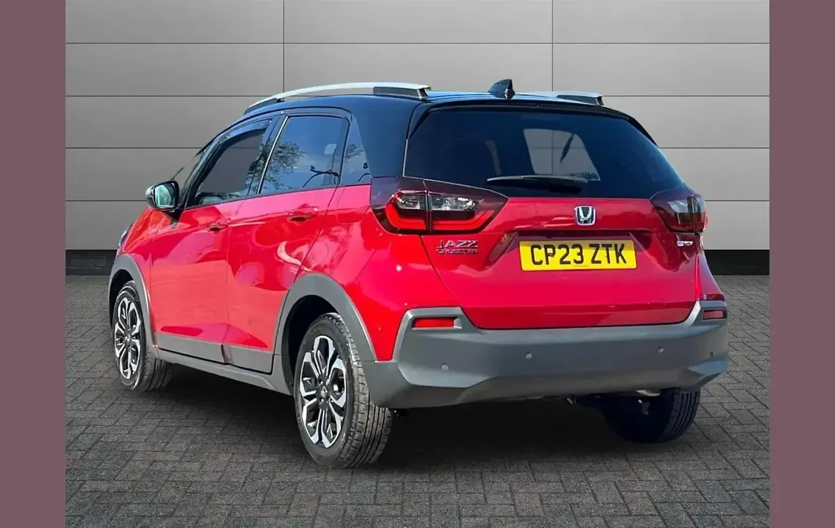Used Honda Jazz Hybrid 107 HP (78 kW) 2023 Red Hatchback