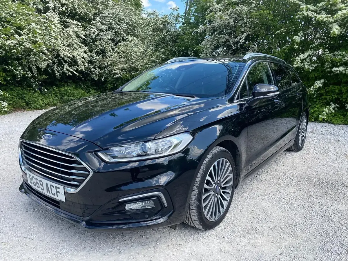 Used Ford Mondeo Titanium 150 HP (110 kW) 2019 Black Estate