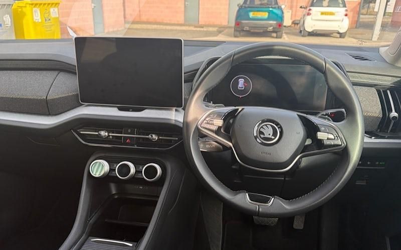 Second-hand Skoda Kodiaq SE 150 CP (110 kW) 2024 Negru SUV