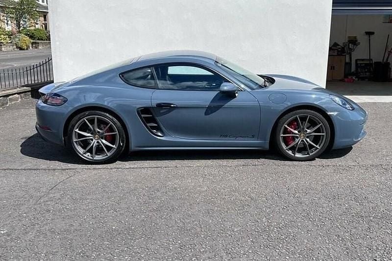Blue Used 2017 Porsche 718 Cayman Coupe | £33,995 (Fair price) - Image 1/1