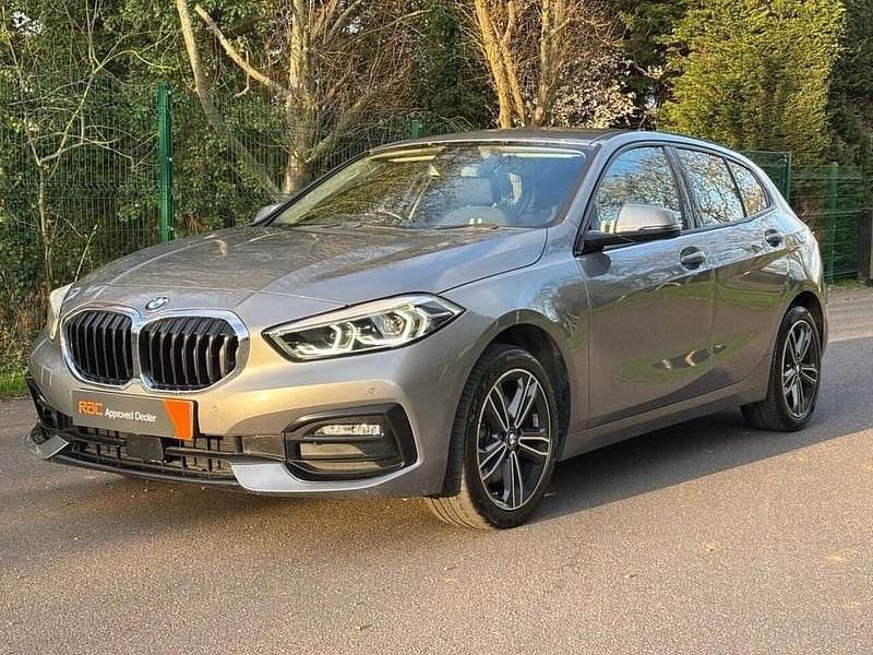Used BMW 118 Sport Line 136 HP (100 kW) 2022 Grey Hatchback