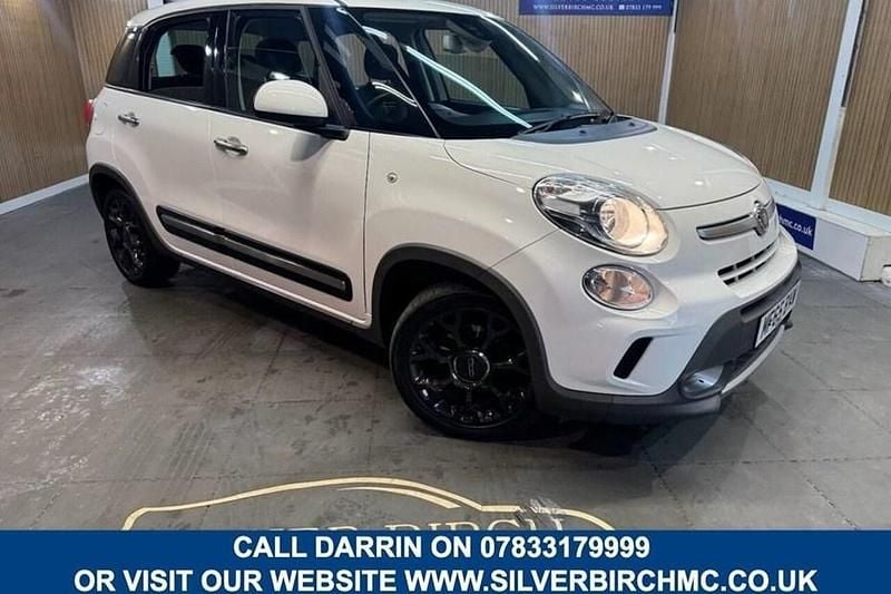 Used Fiat 500L Trekking 85 HP (62 kW) 2015 White MPV