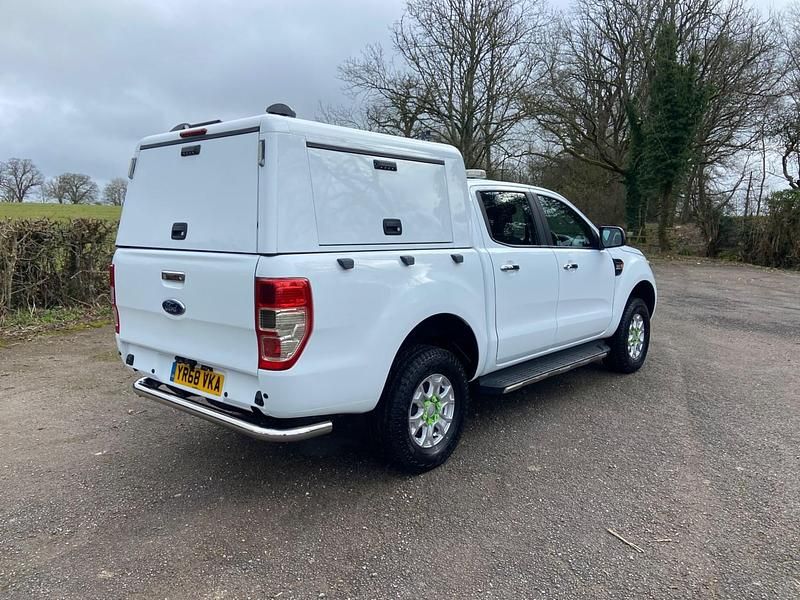 Usado Ford Ranger XLT 160 HP (117 kW) 2018 Branco Pickup