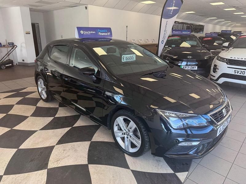 Begagnad Seat Leon FR 130 HK (95 kW) 2019 Svart Halvkombi