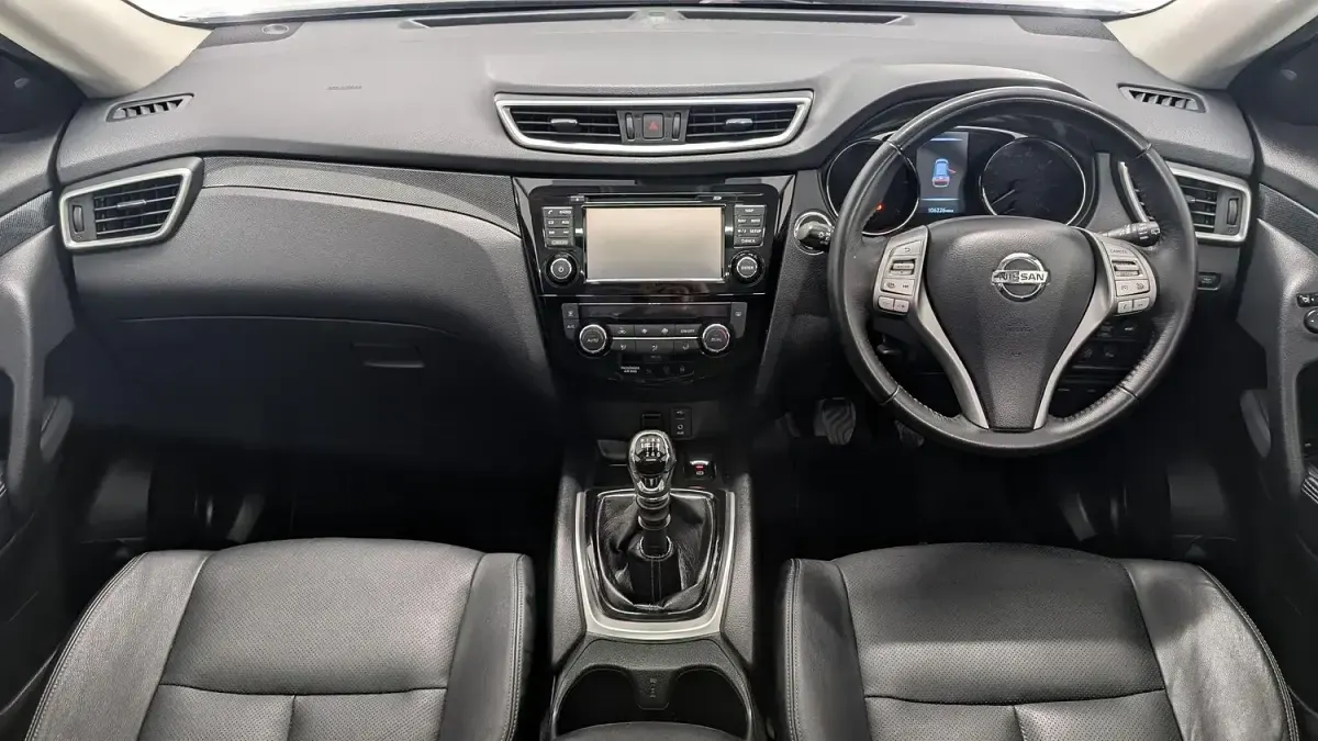 Used Nissan X-Trail Tekna 130 HP (95 kW) 2015 Grey SUV