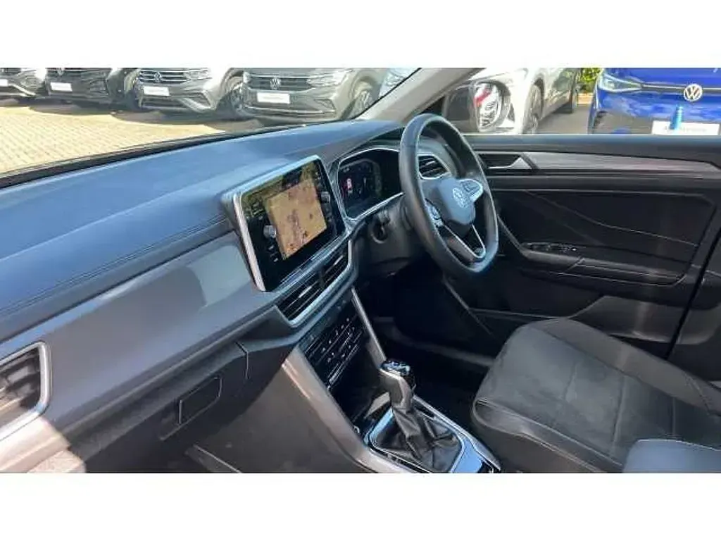 Used VW T-Roc Style 150 HP (110 kW) 2025 Black SUV