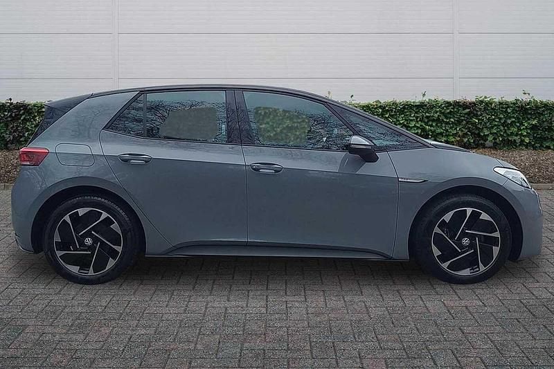 Used VW ID.3 Pro 106 kW (145 HP) 2022 Grey Hatchback