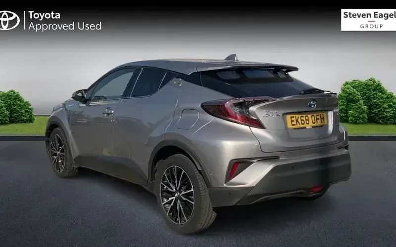 Used Toyota C-HR 122 HP (89 kW) 2018 Silver SUV