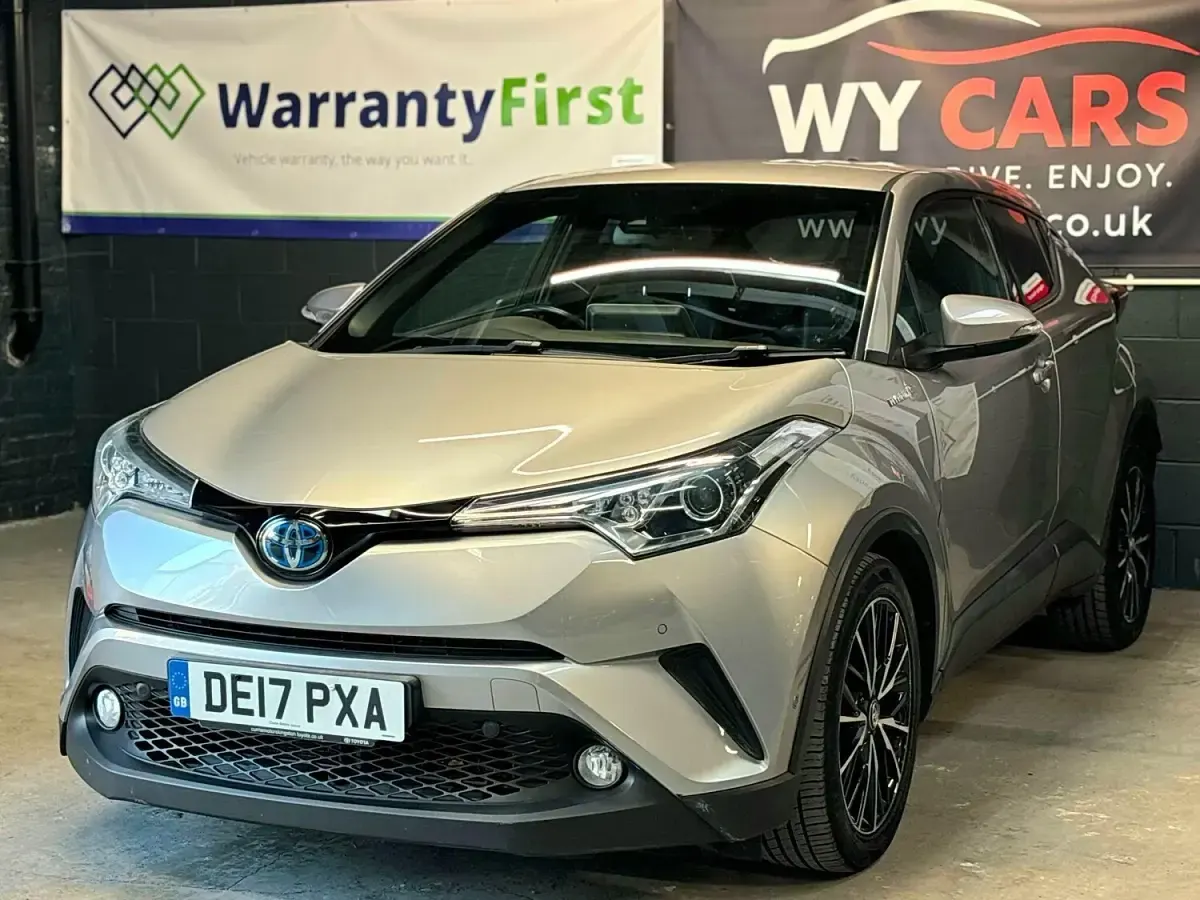 Used Toyota C-HR 122 HP (89 kW) 2017 Silver SUV