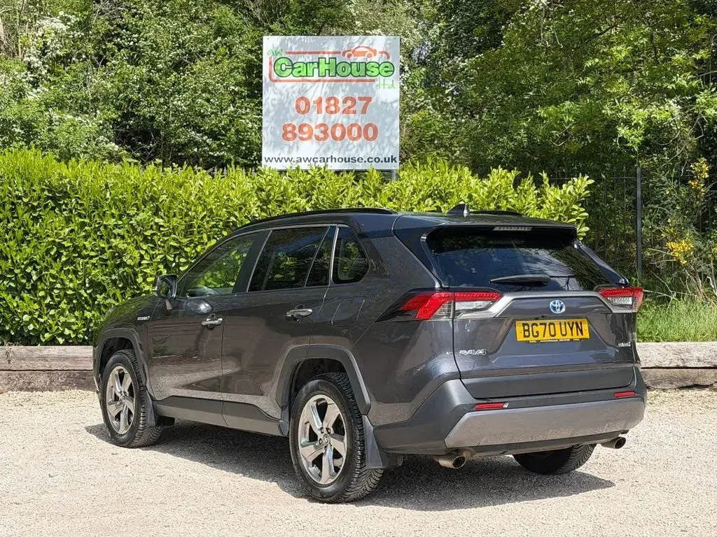 Used Toyota RAV4 218 HP (160 kW) 2020 Grey SUV