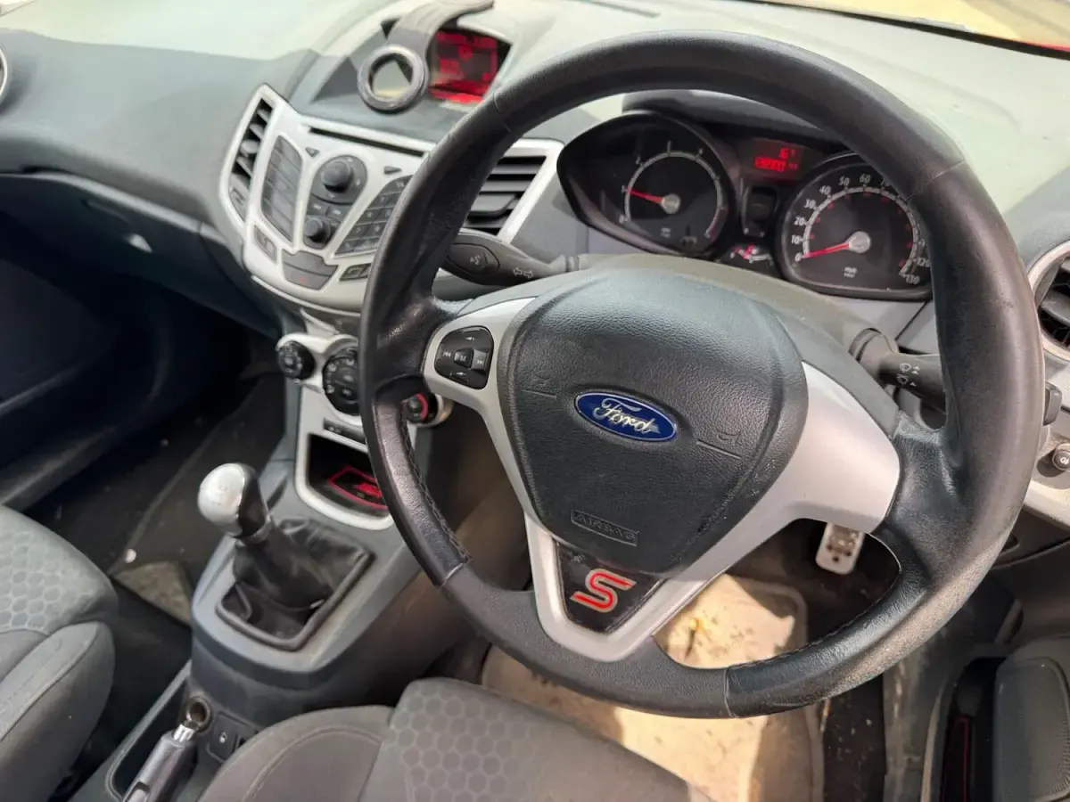 Used Ford Fiesta Zetec 2010 Red Hatchback