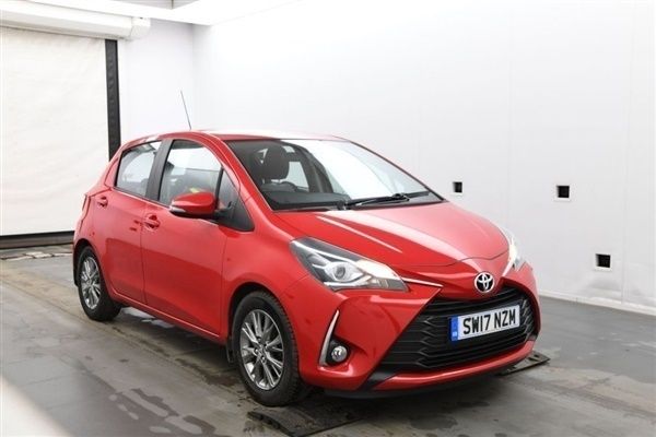 Red Used 2017 Toyota Yaris Hatchback | £6,490 (Fair price) - Image 1/1