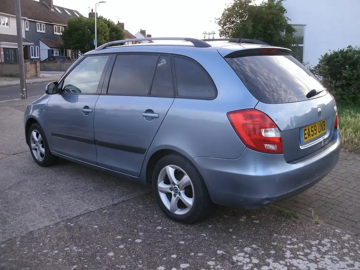 Used Skoda Fabia 105 HP (77 kW) 2009 Grey Estate