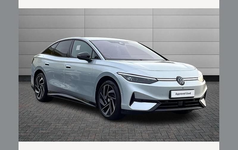 Silver Used 2025 VW ID.7 Pro Hatchback | £31,695 (Fair price) - Image 1/3