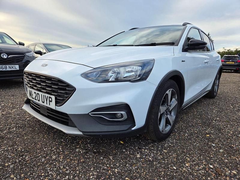 Used Ford Focus Active 2020 White Hatchback