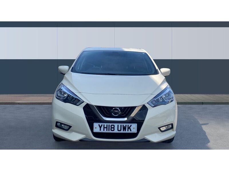 Used Nissan Micra Acenta+ 90 HP (66 kW) 2018 White Hatchback