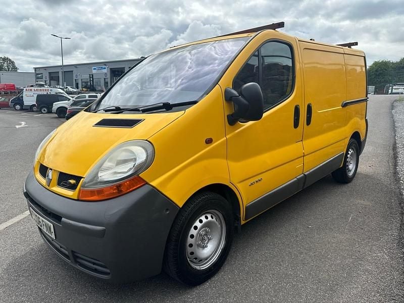 Yellow Used 2006 Renault Trafic Van | £2,295 - Image 1/4
