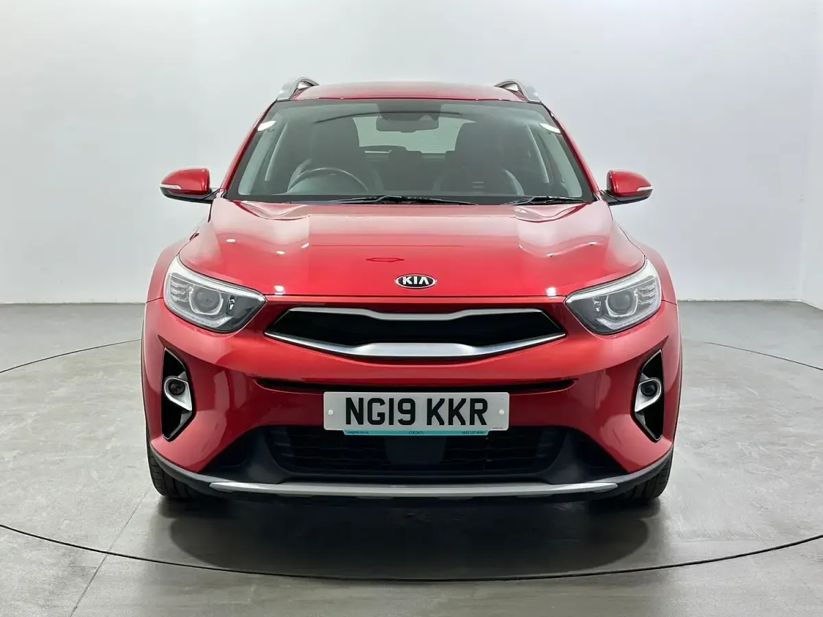 Used Kia Stonic 120 HP (88 kW) 2019 Red SUV