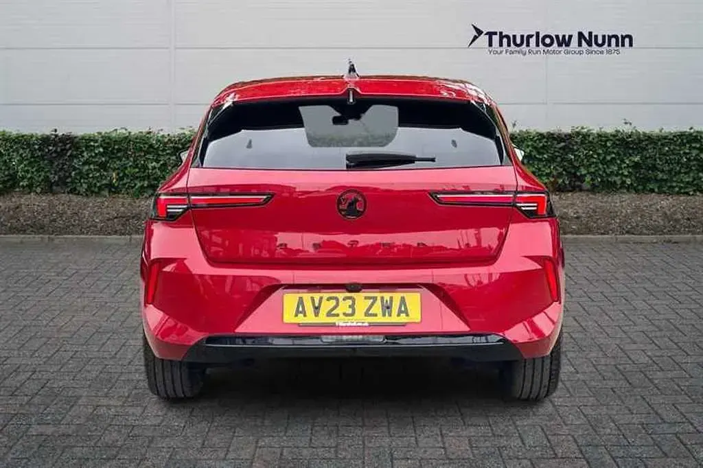Used Vauxhall Astra S 130 HP (95 kW) 2023 Red Hatchback