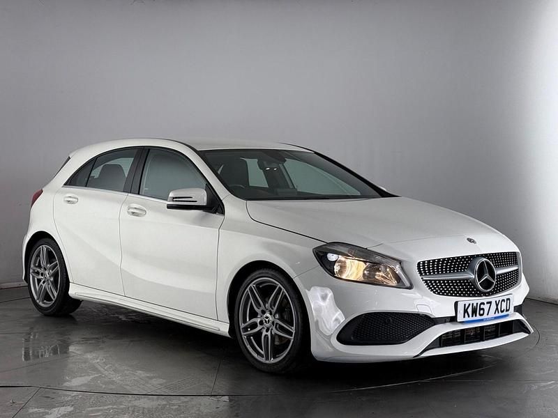 Used Mercedes A160 AMG line 102 HP (75 kW) 2018 White Hatchback