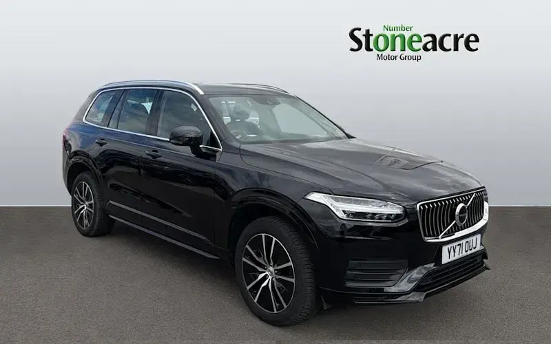 Used Volvo XC90 Momentum 235 HP (172 kW) 2021 SUV