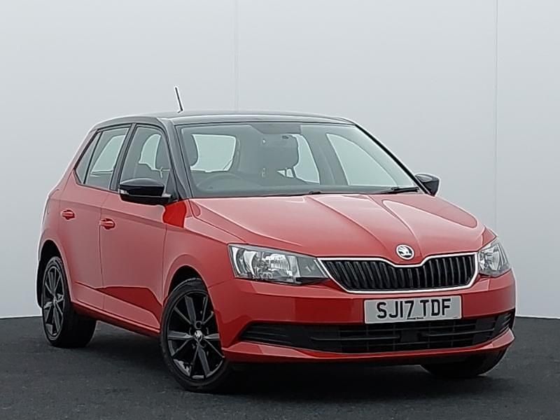Red Used 2017 Skoda Fabia Colour Edition Hatchback | £8,998 (Fair price) - Image 1/4