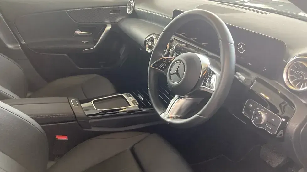 Used Mercedes A200 Executive 163 HP (119 kW) 2025 Cosmos black metallic