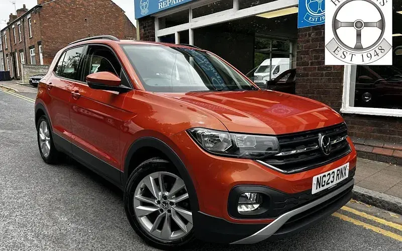 Used VW T-Cross SE 95 HP (69 kW) 2023 SUV