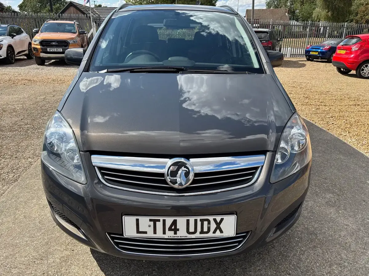 Used Vauxhall Zafira 120 HP (88 kW) 2014 Grey MPV