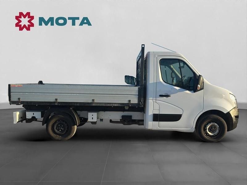 Used Nissan NV400 130 HP (95 kW) 2019 White Van