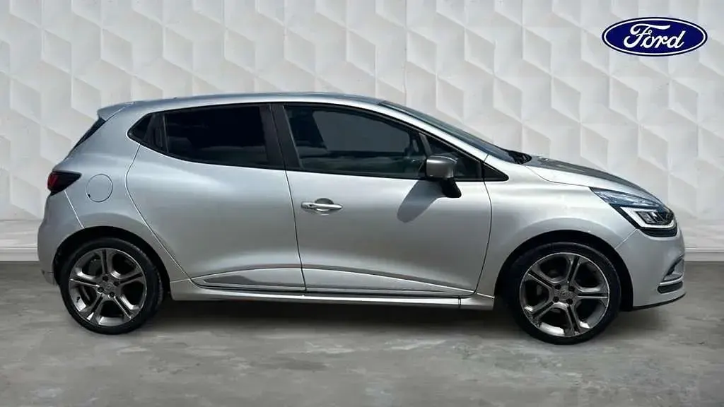 Używany Renault Clio IV GT-Line 90 KM (66 kW) 2019 Srebrny Hatchback