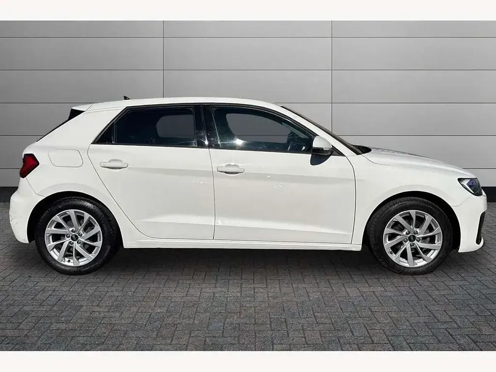 Usado Audi A1 Sport 95 HP (69 kW) 2021 Branco SUV