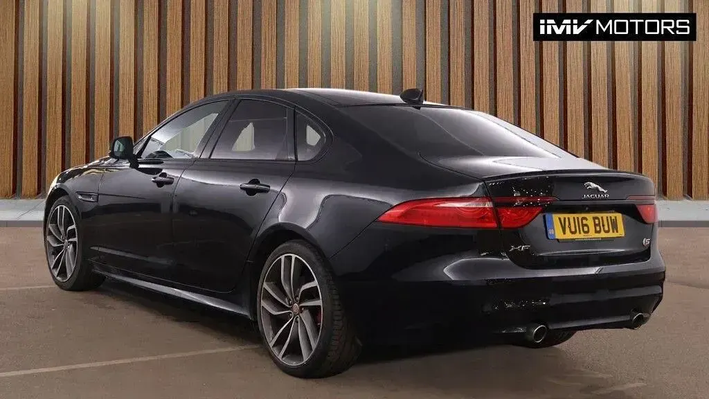 Second-hand Jaguar XF Supercharged 2016 Negru Berlinǎ