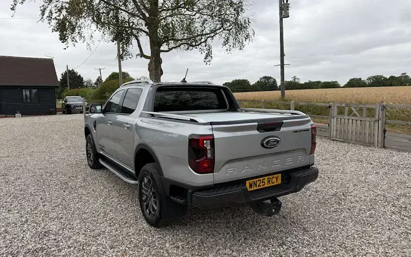 Used Ford Ranger Wildtrack 241 HP (177 kW) 2025 Silver Pickup