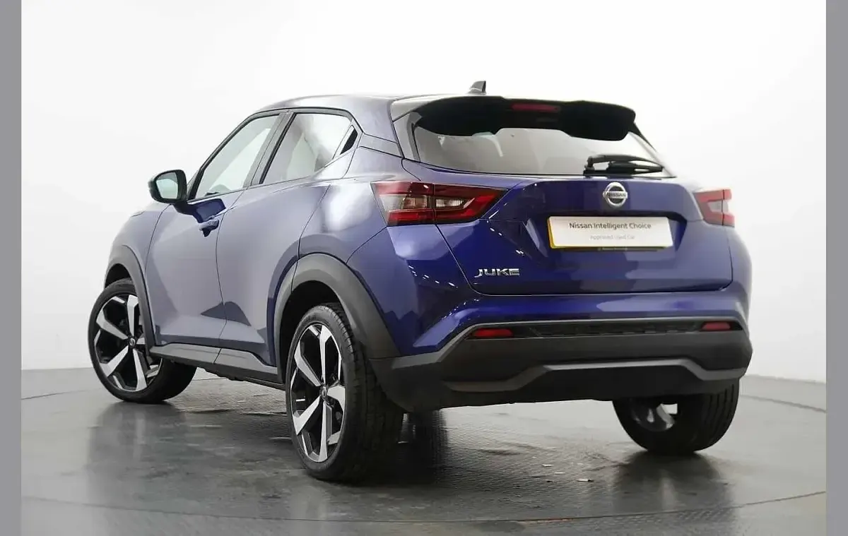 Used Nissan Juke Tekna 112 HP (82 kW) 2021 Blue SUV