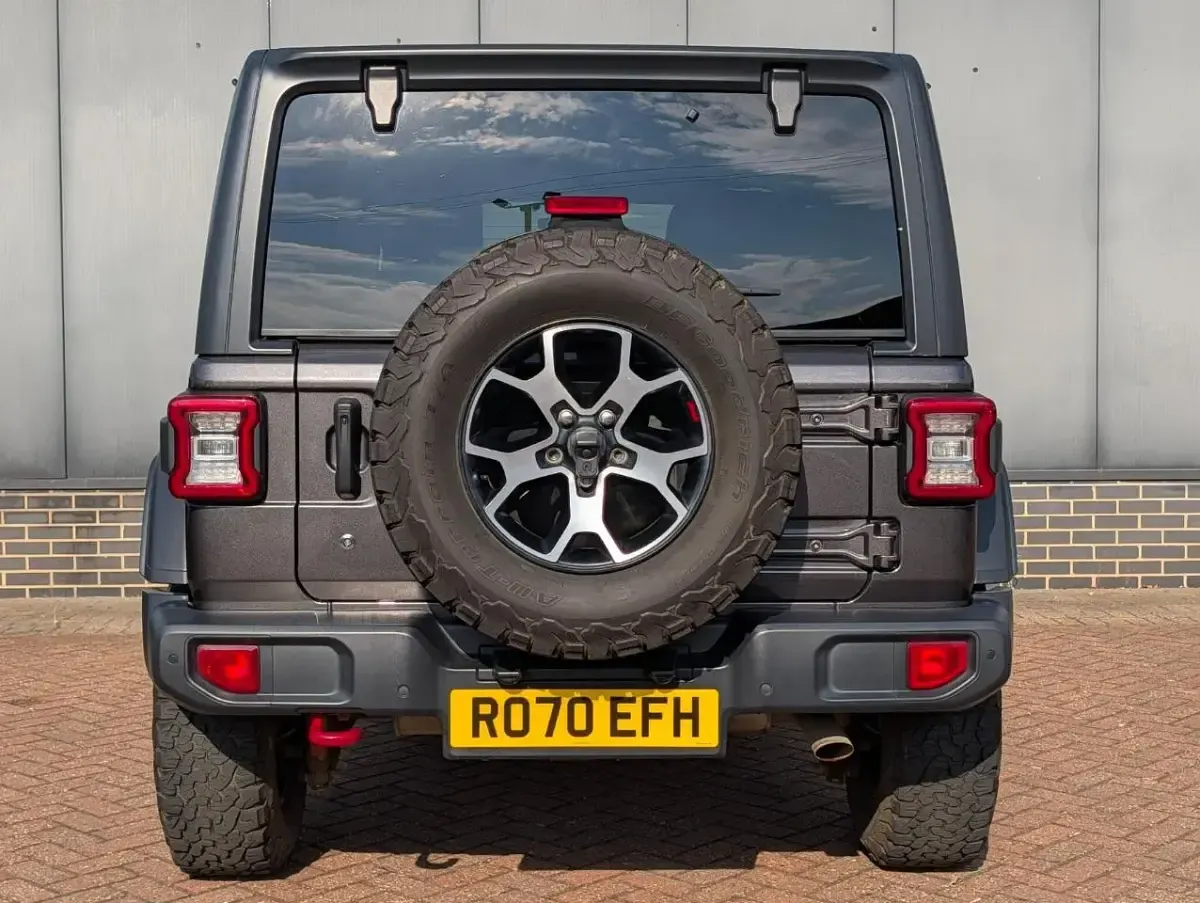 Used Jeep Wrangler Rubicon 268 HP (197 kW) 2020 Grey SUV