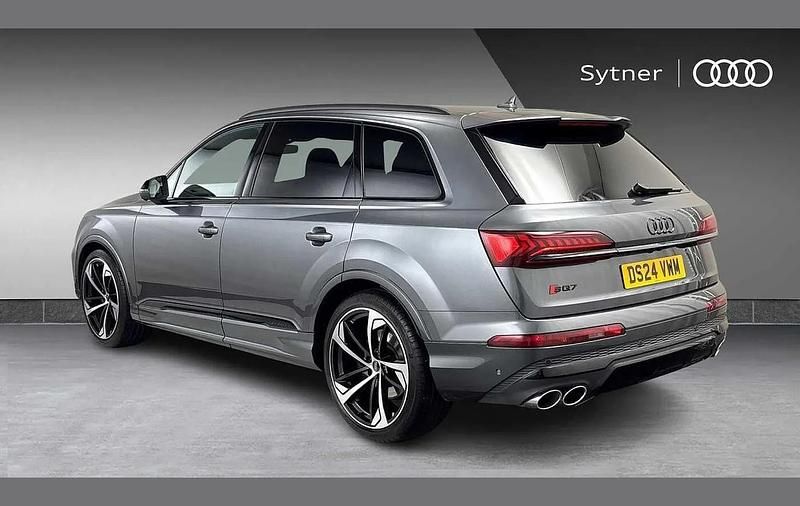 Usado Audi SQ7 Black Edition 507 CV (372 kW) 2024 Gris SUV