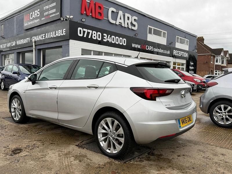 Used Vauxhall Astra Design Edition 2016 Silver Hatchback