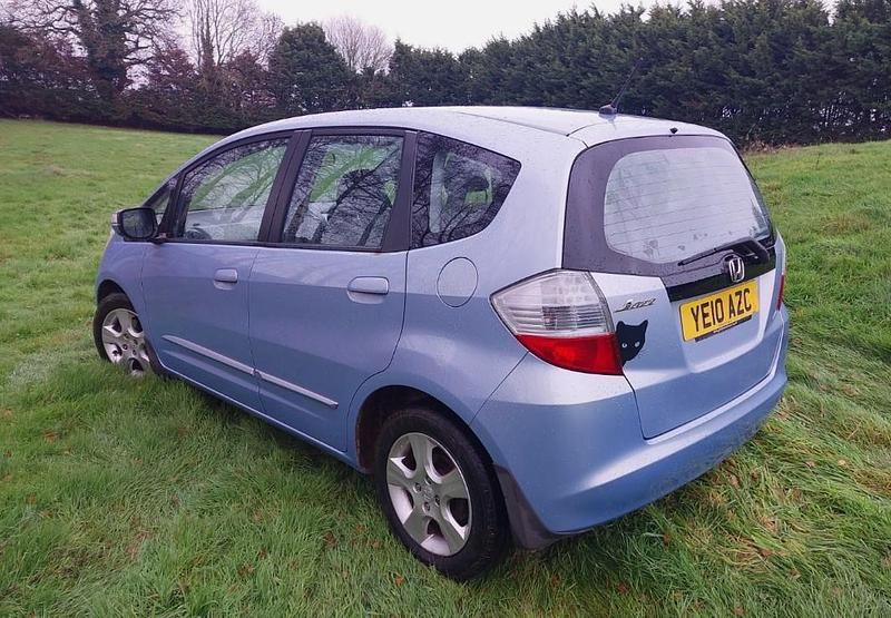 Used Honda Jazz ES 100 HP (73 kW) 2010 Blue Hatchback