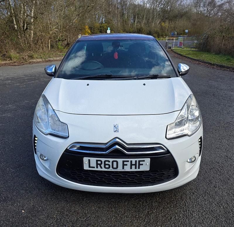 Used Citroën DS3 110 HP (80 kW) 2010 White Hatchback