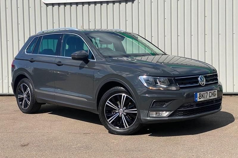 Grey Used 2017 VW Tiguan SE SUV | £12,650 (Fair price) - Image 1/1